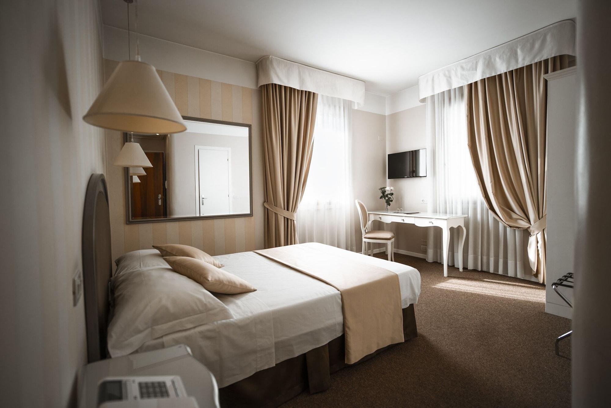 Bonotto Hotel Belvedere Bassano del Grappa Exterior photo