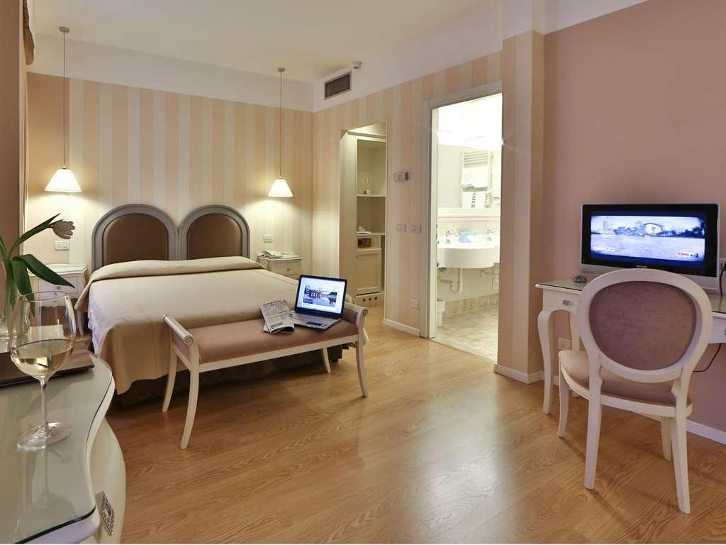 Bonotto Hotel Belvedere Bassano del Grappa Room photo